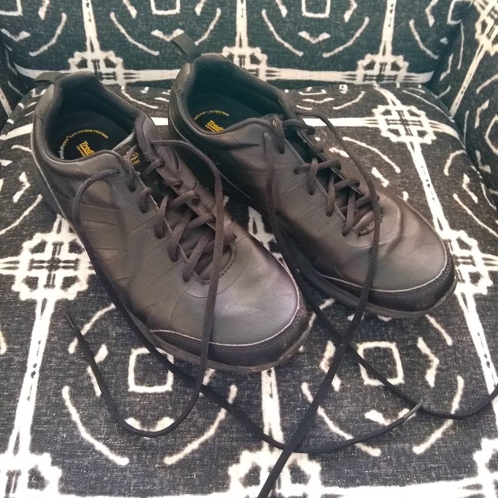 USED Women's Size 9 Black TredSafe Slip Resistant Shoes
